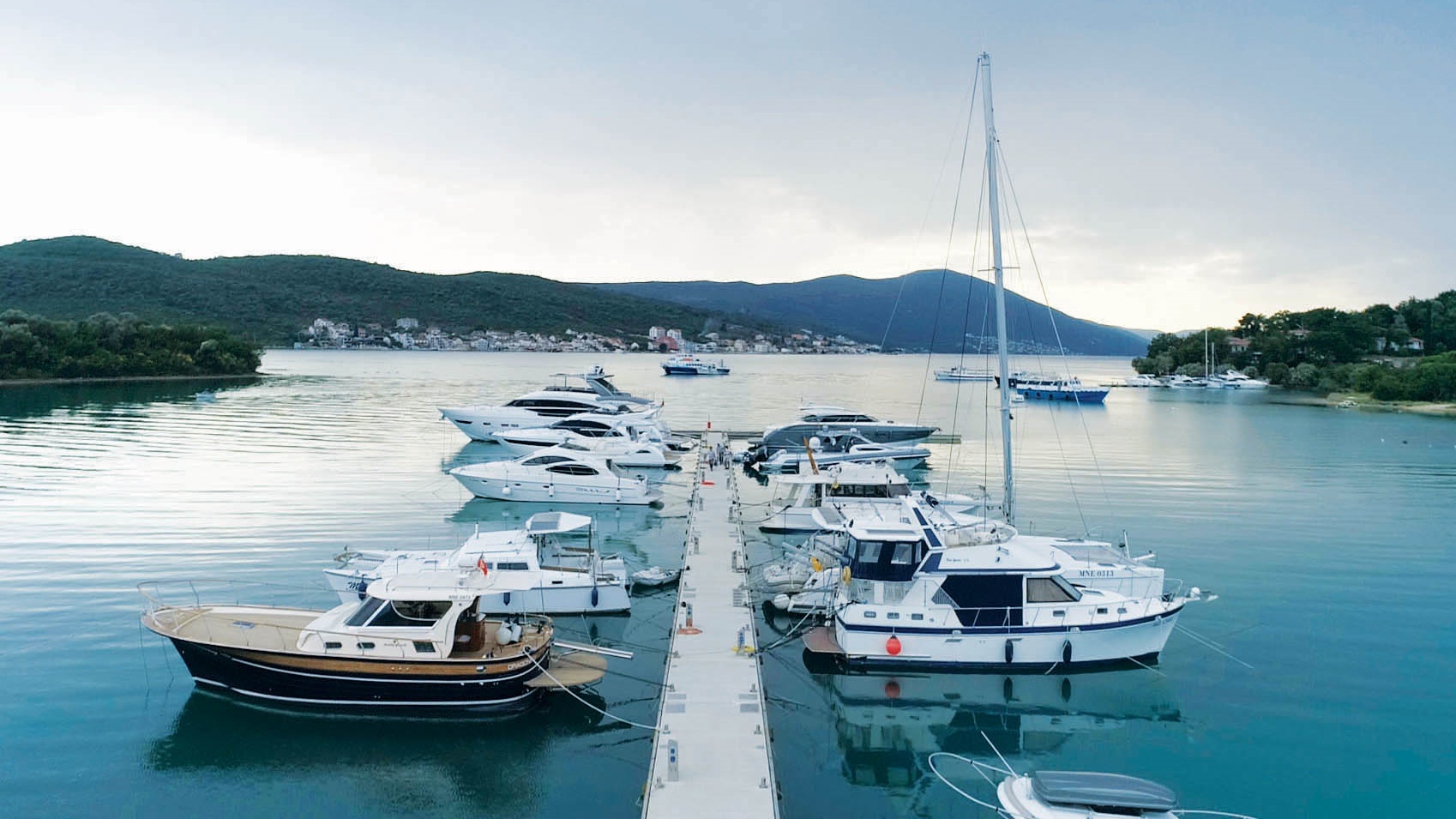 airport marina tivat